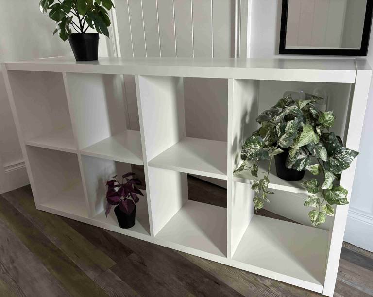 White free standing display unit