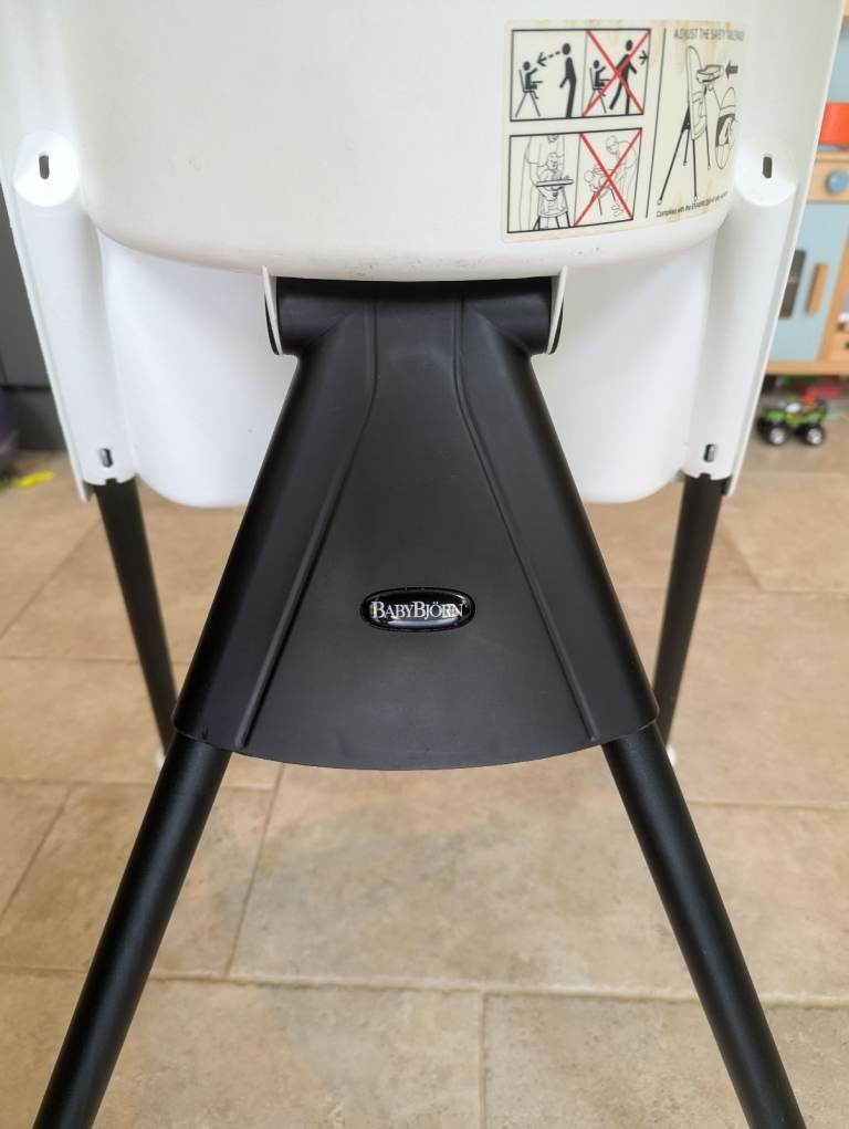 Baby Bjorn high chair 