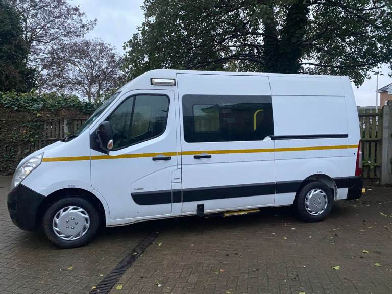 2018 68 Vauxhall Movano Welfare Van Crew Cab 6 seat ideal Camper van NO VAT 1 Owner Ford Transit 