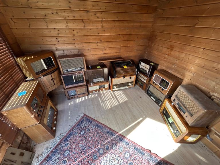Collection of Multiple Vintage Valve Radios - Various Models