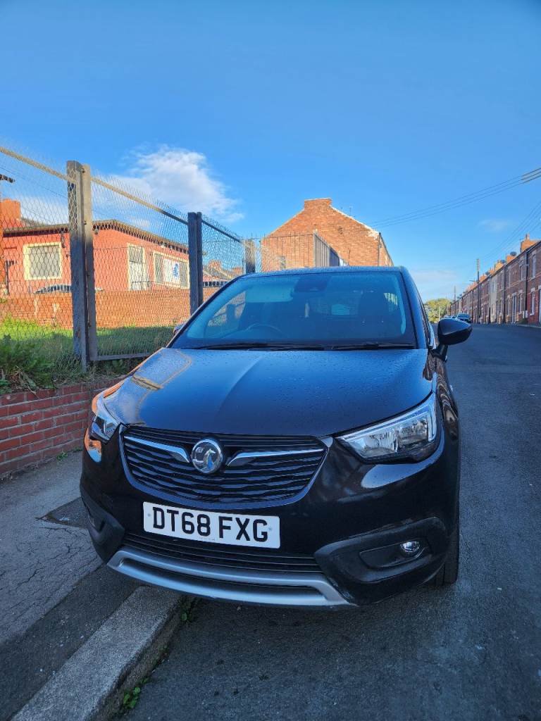 Vauxhall, Crossland x, Auto, Hatchback, 2019, Manual, 1598 (cc), 5 doors