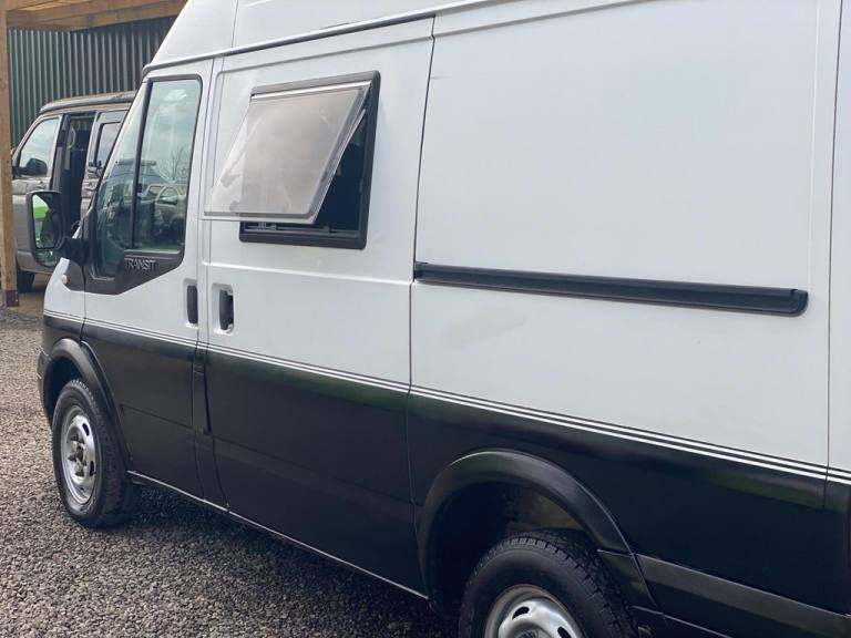 2009 Ford Transit Medium Roof Van TDCi 85ps PANEL VAN DIESEL Manual