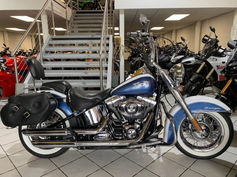 Harley-Davidsons  Softail Deluxe  FLSTN 2015 