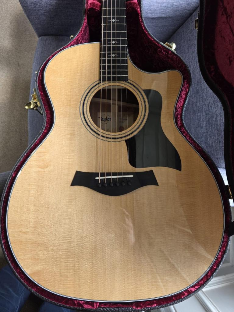 Taylor 314ce V-Class Acoustic-Electric Guitar – 2022 – Excellent Condition with Case
