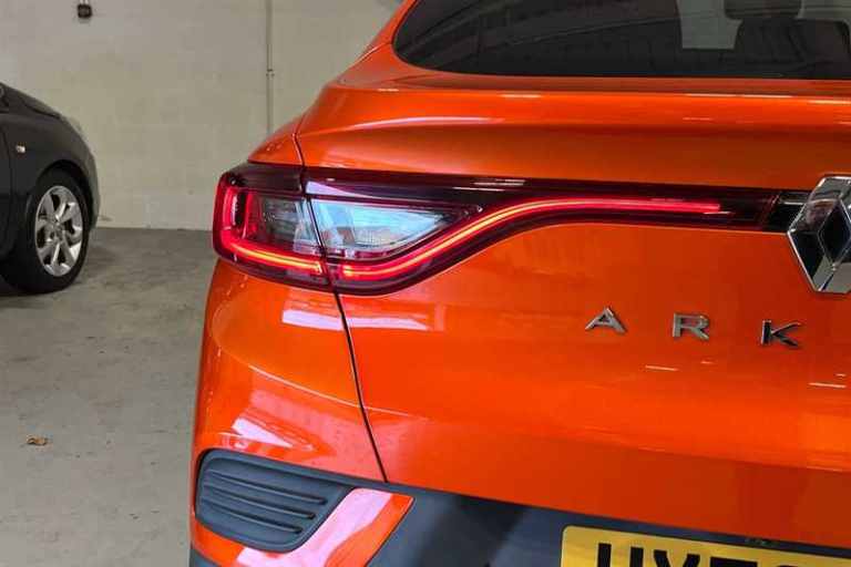 2022 Renault Arkana 1.6 E-TECH Hybrid 145 R.S. Line 5dr Auto COUPE PETROL/ELECTRIC Automatic
