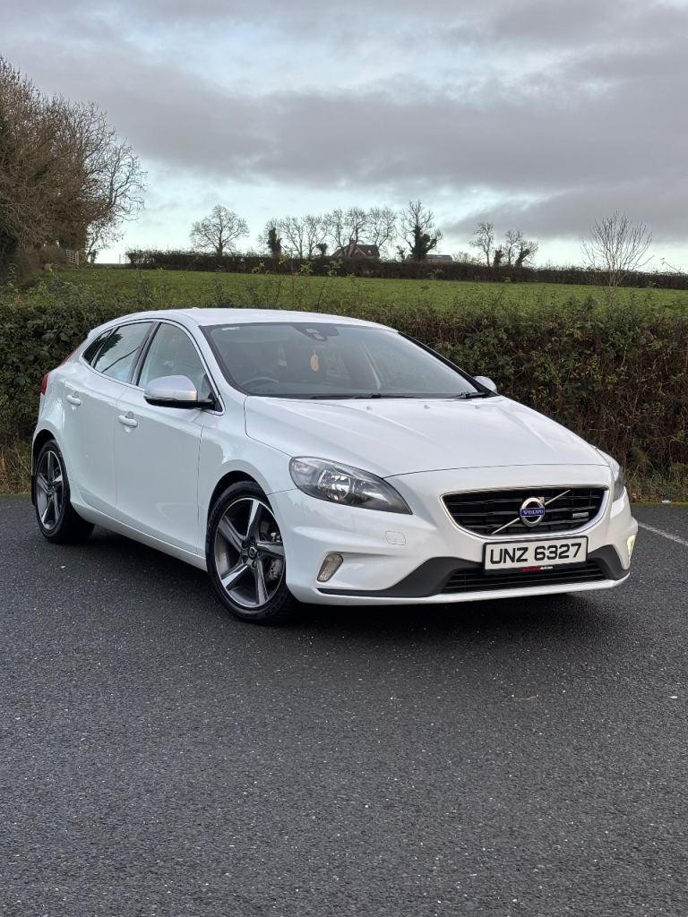 Volvo V40 R-Design 