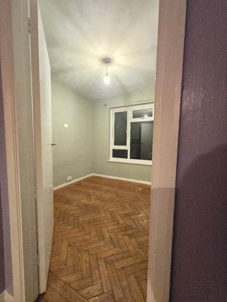 A single room available for female 