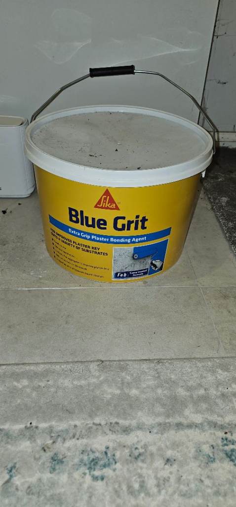 Free half tub Blue Grit wall Primer