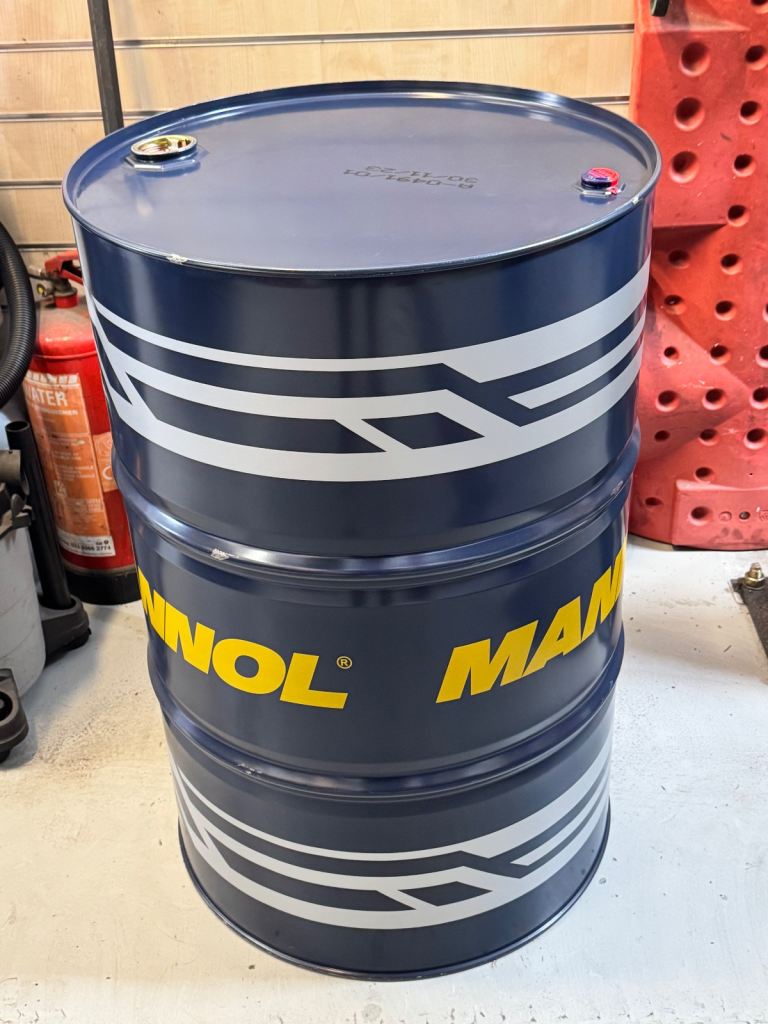 FREE Oil drum, incinerator, bbq, empty and clean, 205/208L