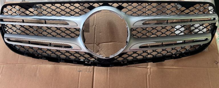 MERCEDES-BENZ GLC 2015-2018 FRONT BUMPER TOP GRILL GENUINE 