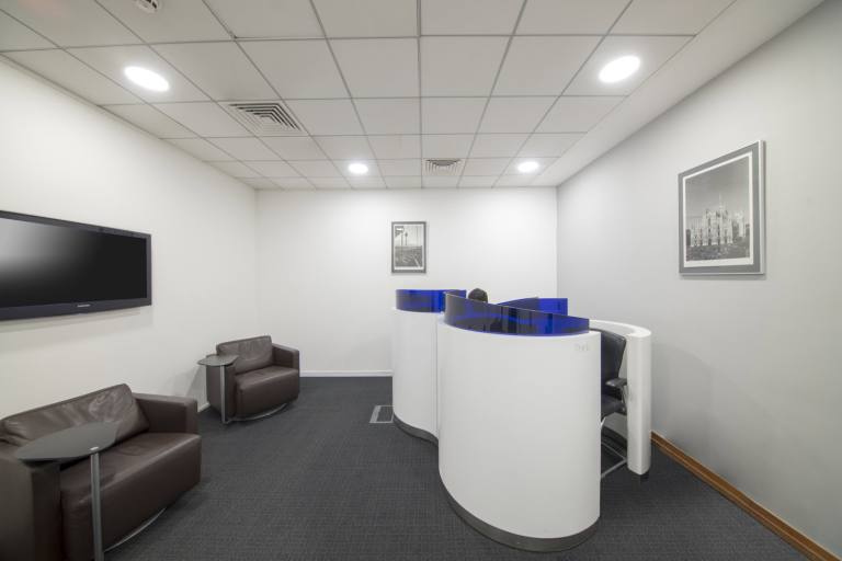 Swindon - SN5 6QR \ Coworking Access - Work When You Need