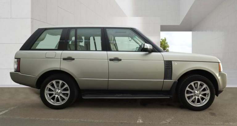 2011 Land Rover Range Rover 4.4 TDV8 Vogue 4dr Auto ESTATE DIESEL Automatic