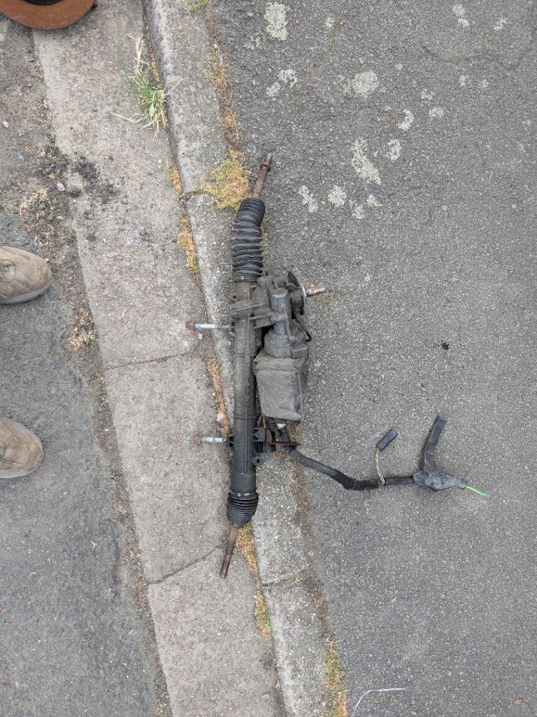 Citroen c3 picasso steering rack Inc motor and part loom