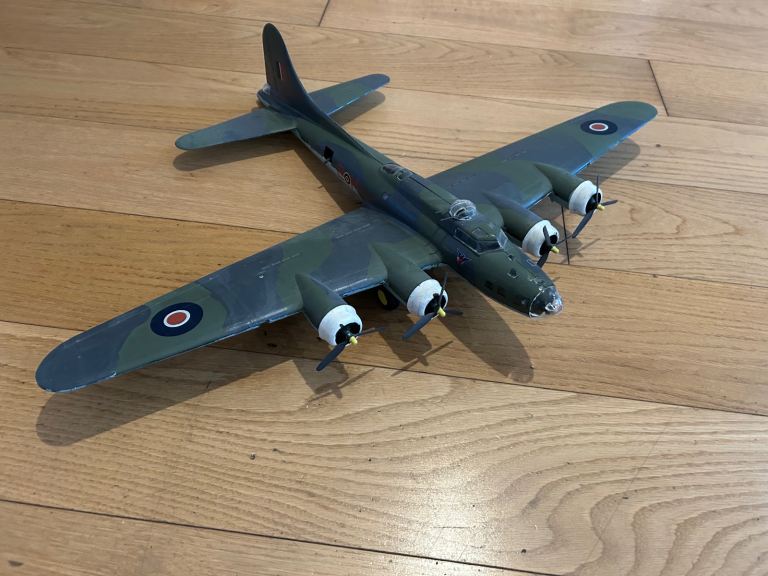 Revell Model 1/48 Scale Boeing B17 Bomber