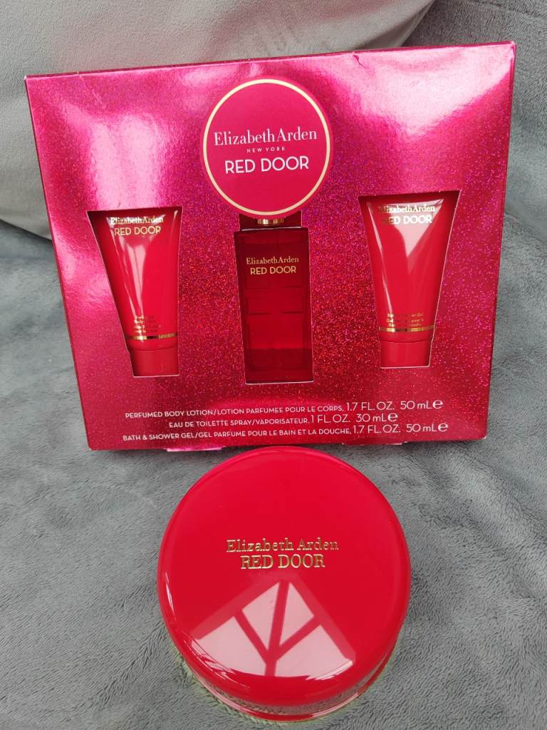 NEW FRAGRANCE GIFT SET 