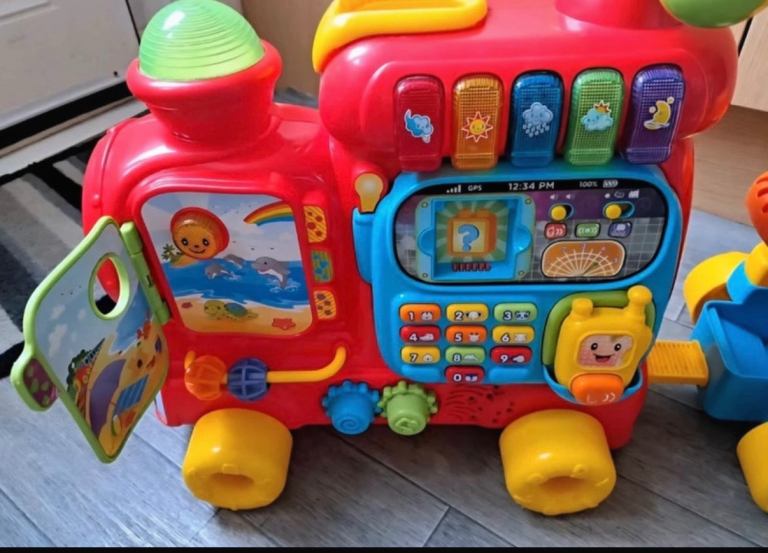 VTech Push and Ride Alphabet Train