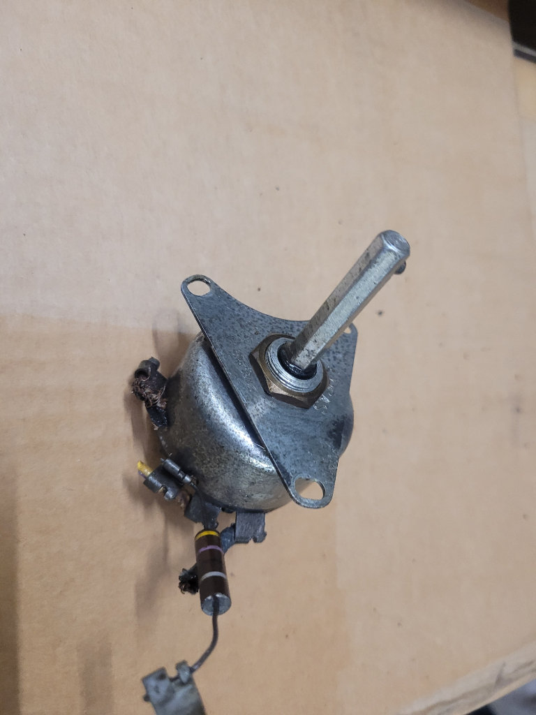 JAGUAR E.TYPE  VARIOUS NICE PARTS FOR SALE  