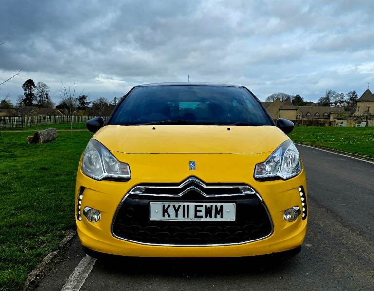 Citroen, DS3, Hatchback, 2011, Manual, 1598 (cc), 3 doors