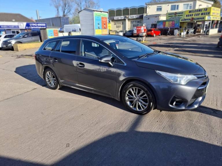 2018 Toyota Avensis 2.0 D-4D Business Edition Touring Sports 5dr Diesel Manual Euro 6 (s/s) (14 E...