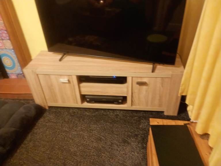 Light Wood Effect TV Unit with Storage