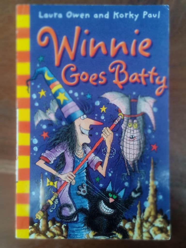 Winnie Goes Batty by Laura Owen and Korky Paul