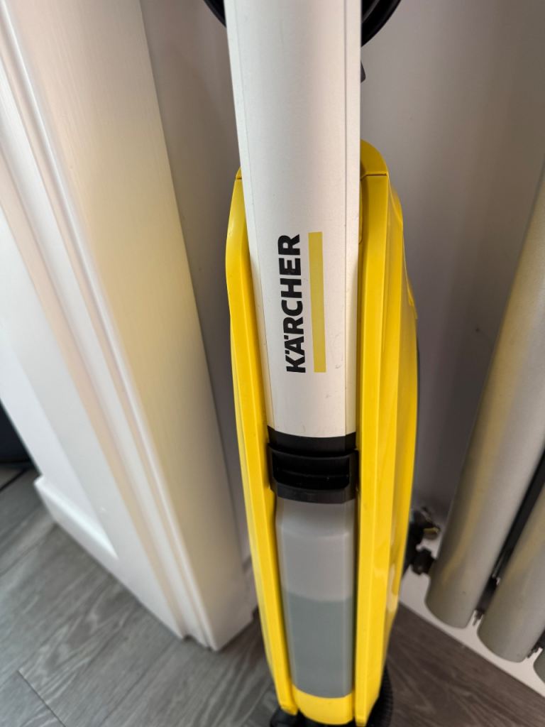Karcher Floor Cleaner – Very Good Condition