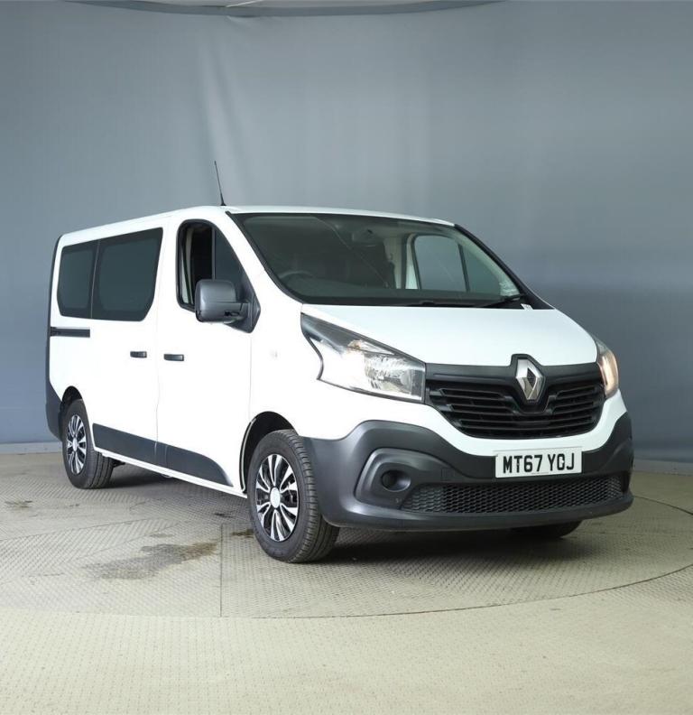 2017 Renault Trafic SL27 BUSINESS ENERGY 1.6 DCI 95 BHP 9 SEAT MINIBUS NO VAT TO PAY MPV Diesel M...
