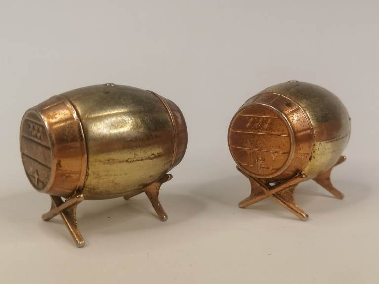 2x Vintage 2 Toned Miniatures Metal Whiskey Barrels, Heavy for Size Dollhouse or Decor. As seen.