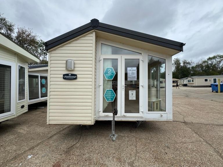 39x12.5ft 2 Bed Static Caravan- DG, CH, French Doors, Ensuite - Offsite / Farms