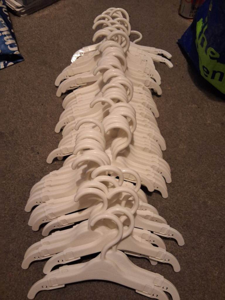 60 gro hangers 