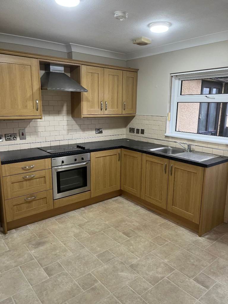 3 Bedroom Property Dromintee
