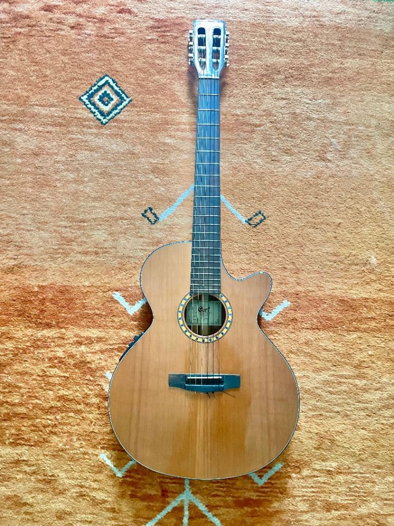CORT CE7 NAY NYLON ACOUSTIC GUITAR