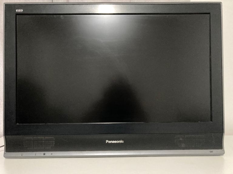 Panasonic 32 inch tv with wall bracket