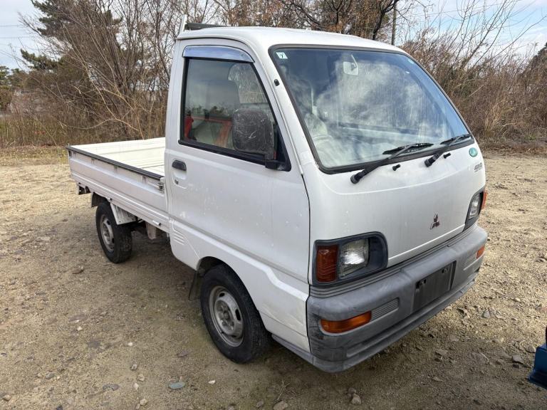 MITSUBISHI MINICAB MINICAB 4WD White Manual Petrol 1996