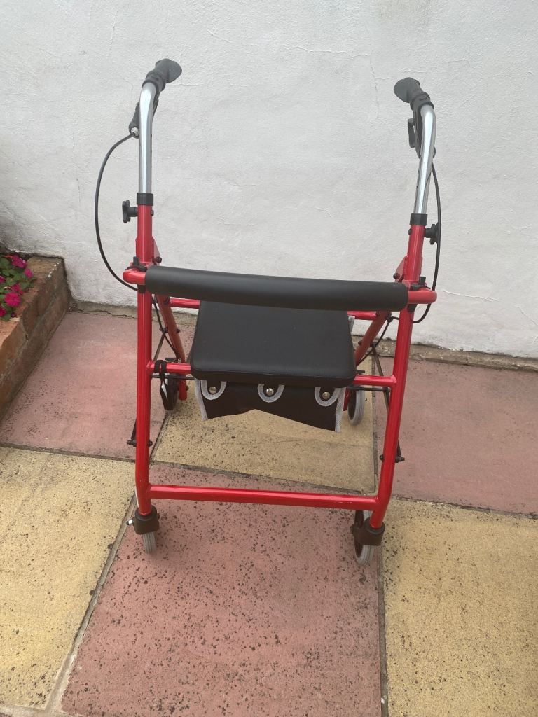 Mobility walker by Roma