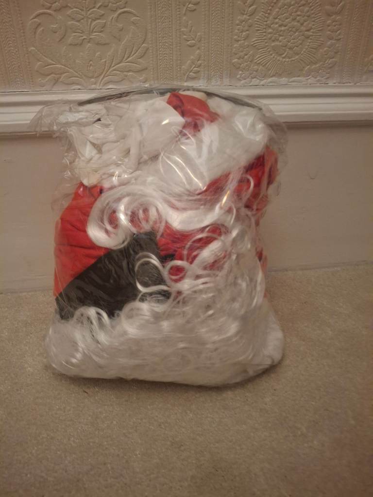 Santa costume 