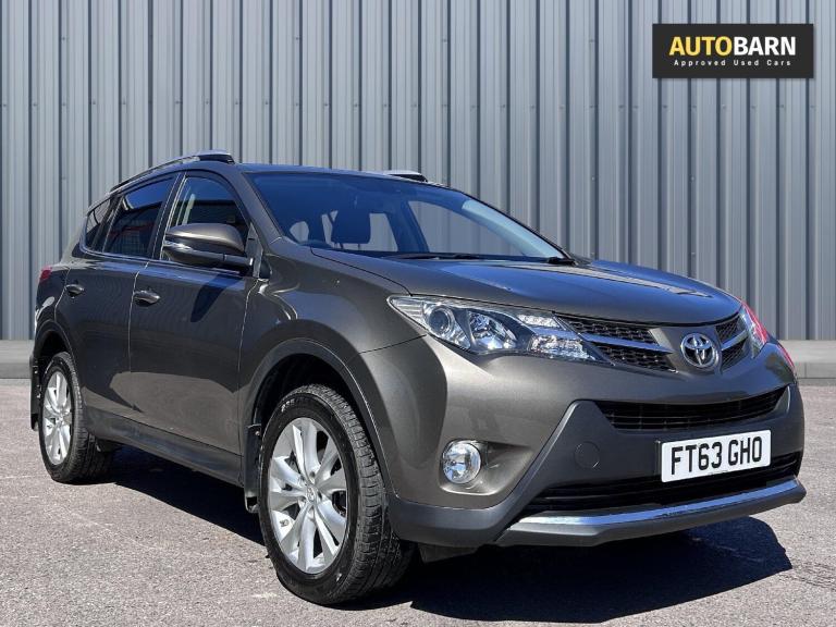 2013 Toyota RAV4 2.2 D-4D Invincible SUV 5dr Diesel Manual 4WD Euro 5 (150 ps)