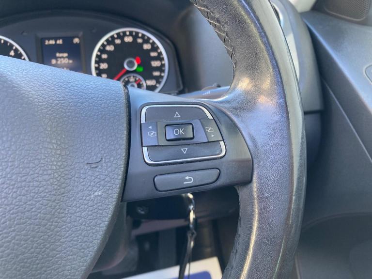 2015 Volkswagen Tiguan 2.0 TDI BlueMotion Tech Match DSG 4WD Euro 6 (s/s) 5dr ESTATE Diesel Autom...