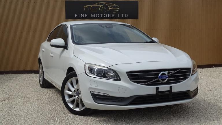 VOLVO S60 2.0 T4 SE Nav White Auto Petrol 2015