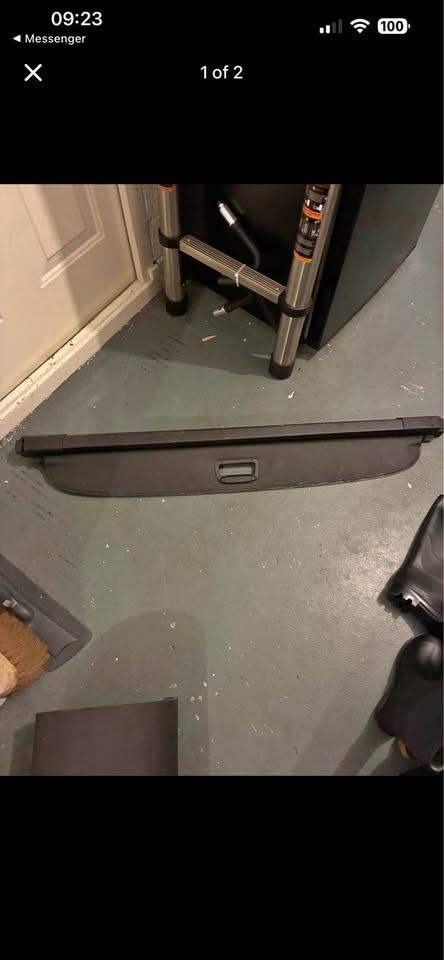 Vauxhall Astra h boot load retractable cover