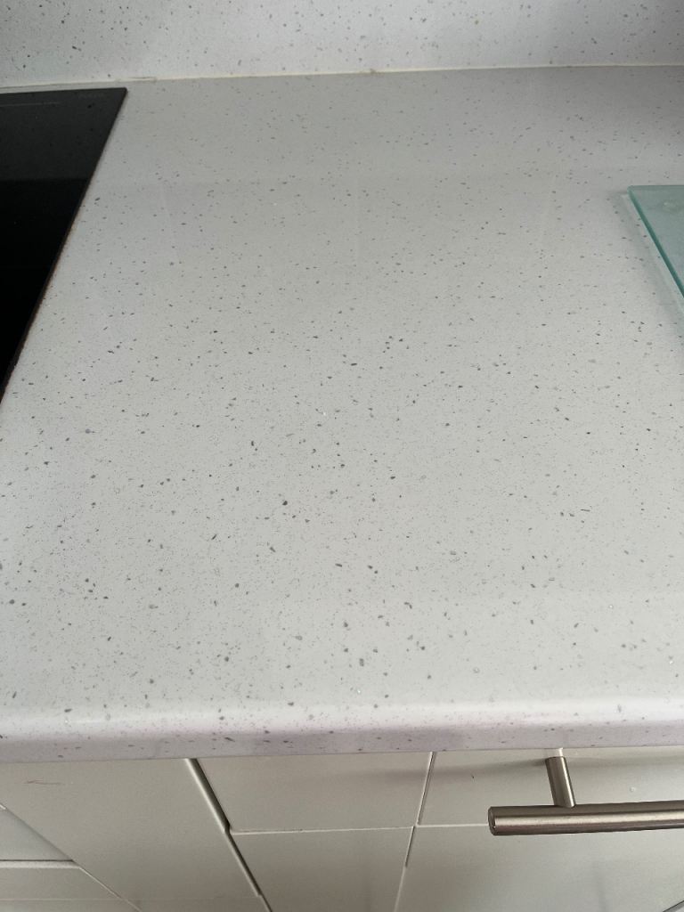 💥REDUCED 💥 NEW WORKTOP WHITE SPARKLE 