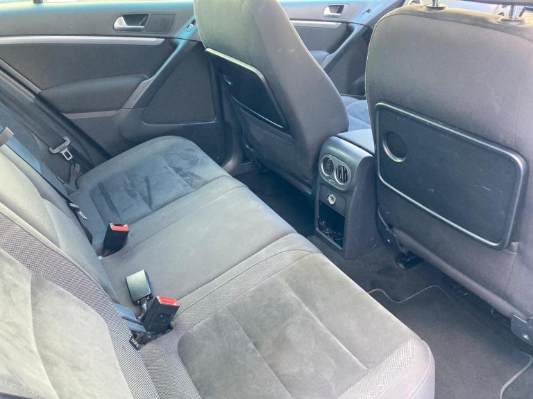 2015 Volkswagen Tiguan 2.0 TDI BlueMotion Tech Match DSG 4WD Euro 6 (s/s) 5dr ESTATE Diesel Autom...