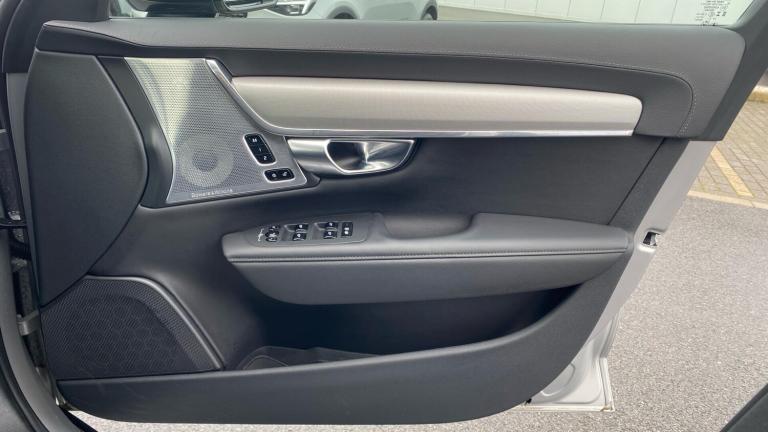 2024 Volvo V90 2.0h T8 18.8kWh Ultra Estate 5dr Petrol Plug-in Hybrid Auto AWD Euro 6 (s/s ESTATE...