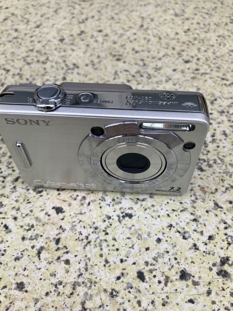 Sony Cybershot DSC W55 Camera