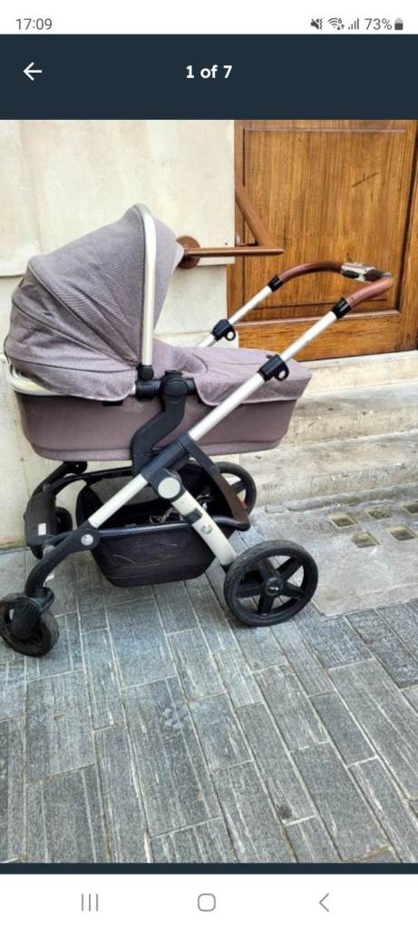 Silver cross wave pushchair with baby bassinette 