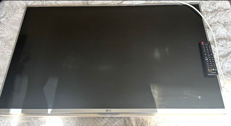 LG 43inch TV