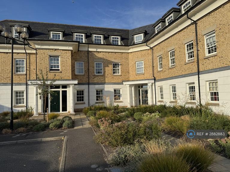 2 bedroom flat in The Gallops, Newmarket, CB8 (2 bed) (#2882883)