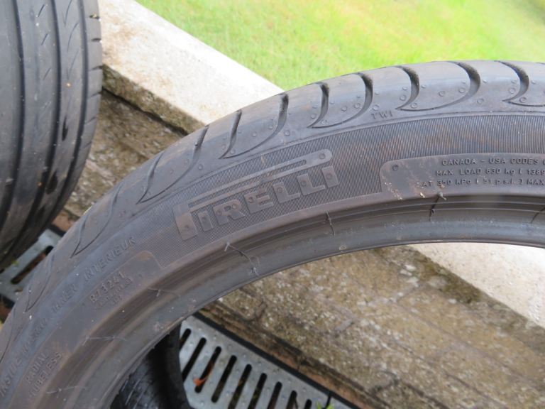 Pirelli 3 x Powergy 225 / 40 R18 Tyres