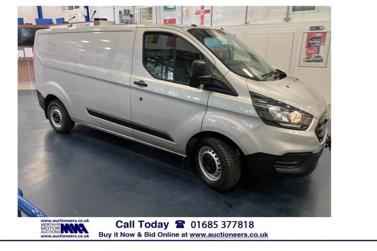 2018 Ford Transit Custom 300 BASE 2.0TDCI ECOBLUE 130PS LWB VAN (EURO 6). -----------------------...