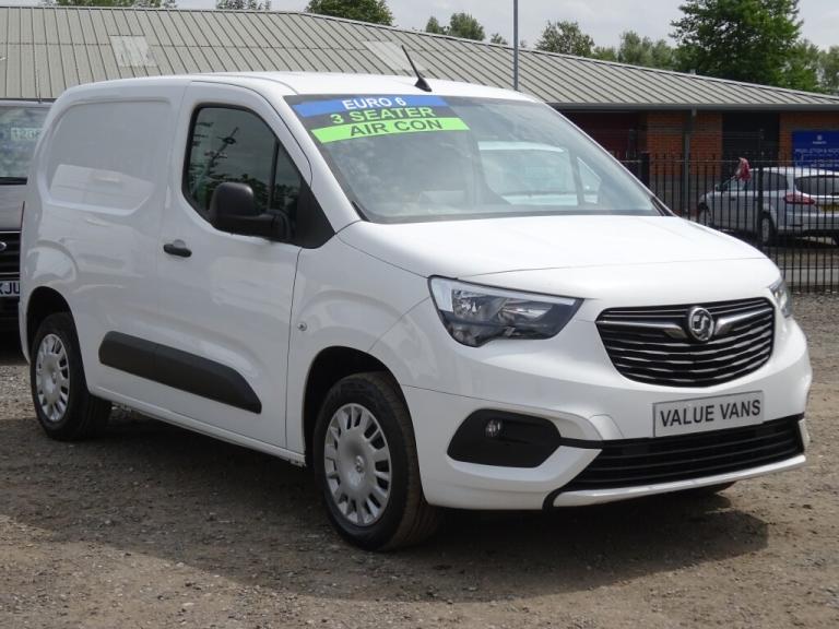 2022 (71) VAUXHALL COMBO CARGO SPORTIVE 1.5 L1 H1 (SWB) 2300 - [A/C] - FSH
